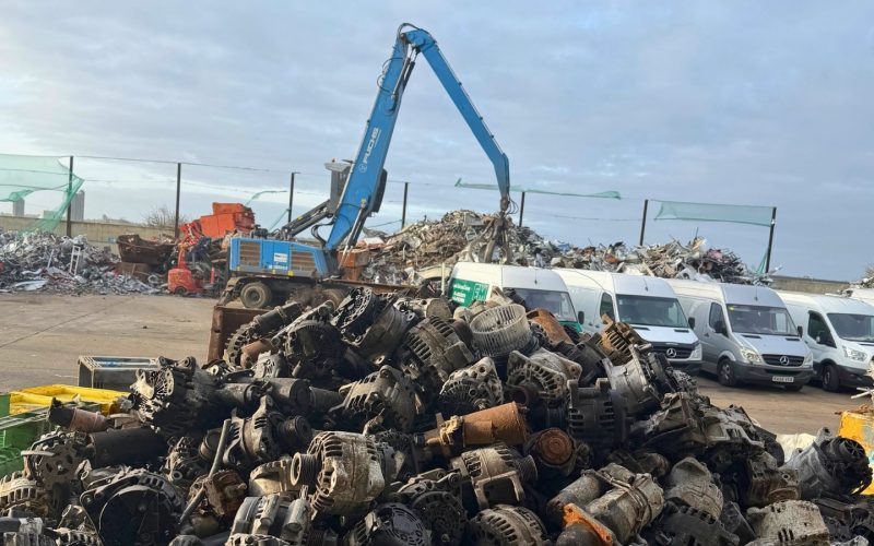 Industrial scrap metal collection London with RoRo container service